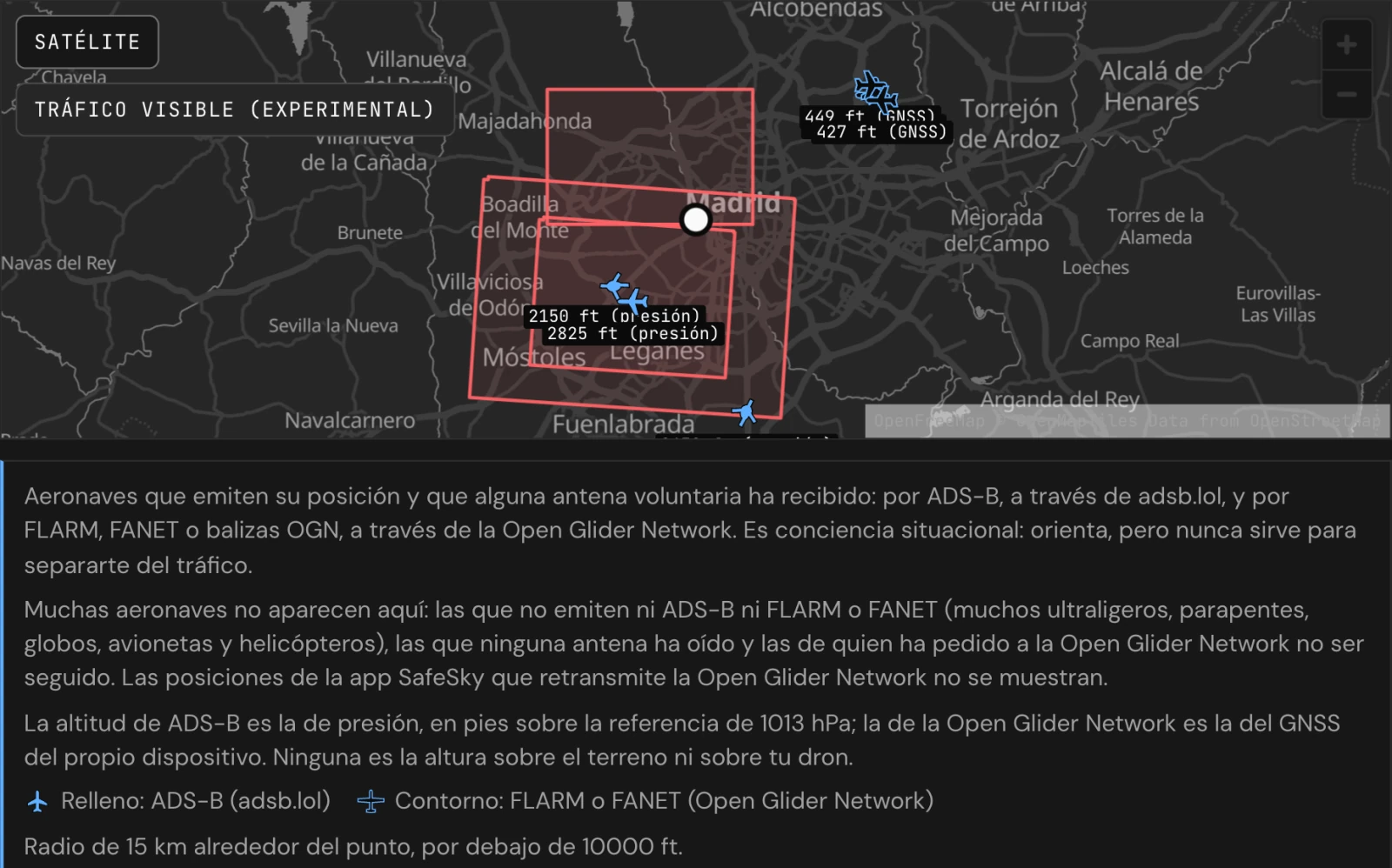 Captura del estudio: el mapa de un rodaje de demostración en la Casa de Campo con la capa de tráfico encendida, las aeronaves con su altitud y el aviso fijo de lo que no aparece